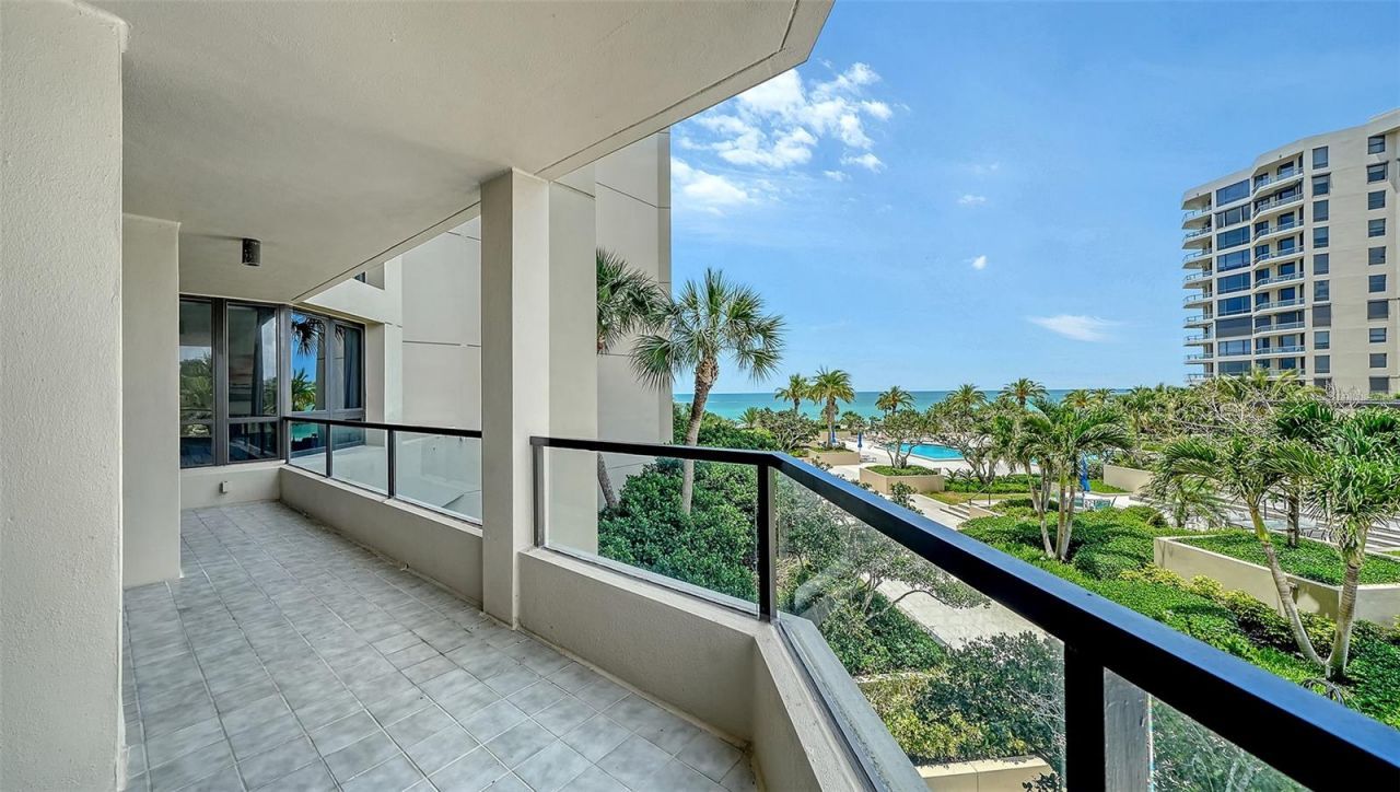 1211 Gulf Of Mexico Drive, Unit 105, Longboat Key, FL 34228 Photo