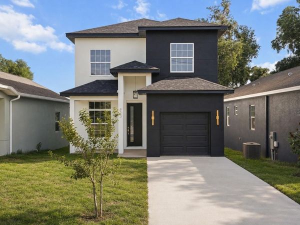 823 E MCDONALD AVENUE, EUSTIS, FL 32726