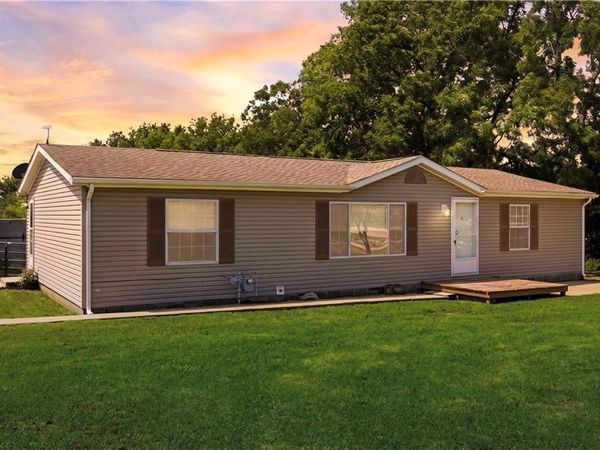7677 1000 Road, Fredonia, KS 66736