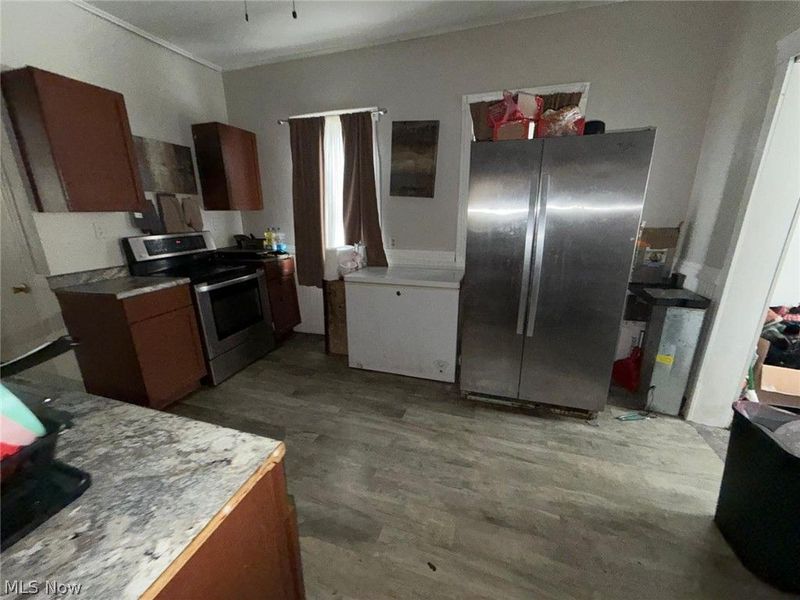 3942 Poe Avenue, Cleveland, OH 44109 Photo 3