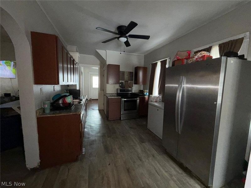 3942 Poe Avenue, Cleveland, OH 44109 Photo 4
