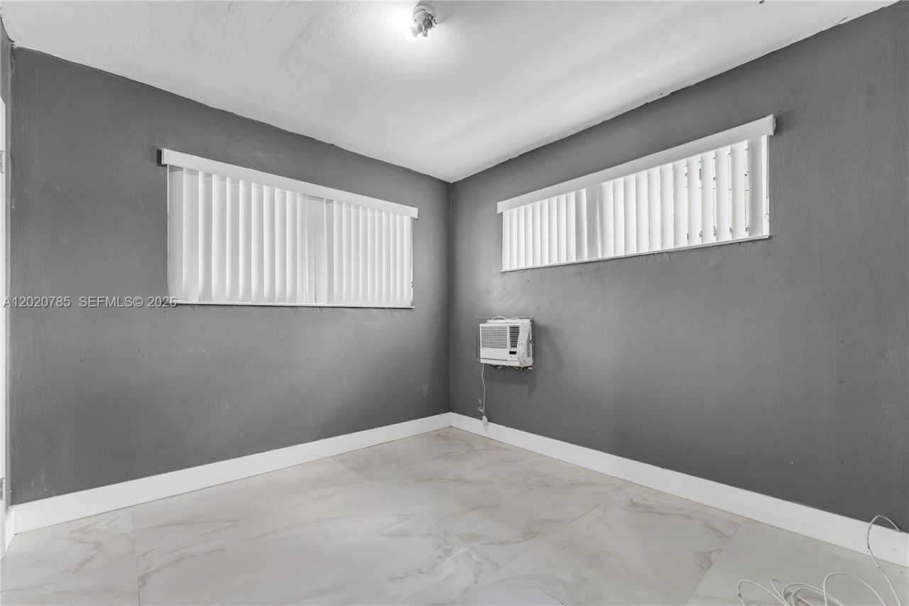 2240 NW 175th St , Miami Gardens, FL 33056 Photo