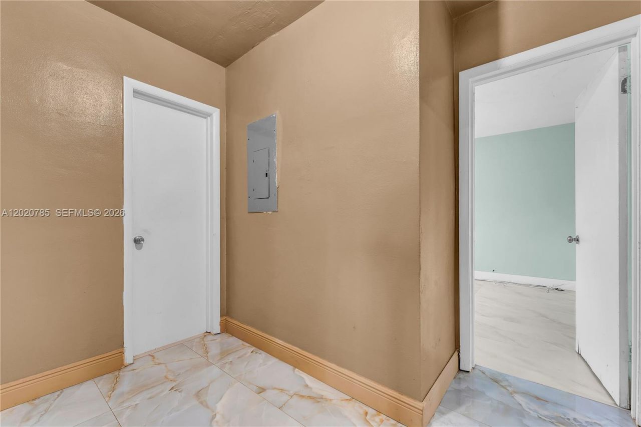 2240 NW 175th St , Miami Gardens, FL 33056 Photo
