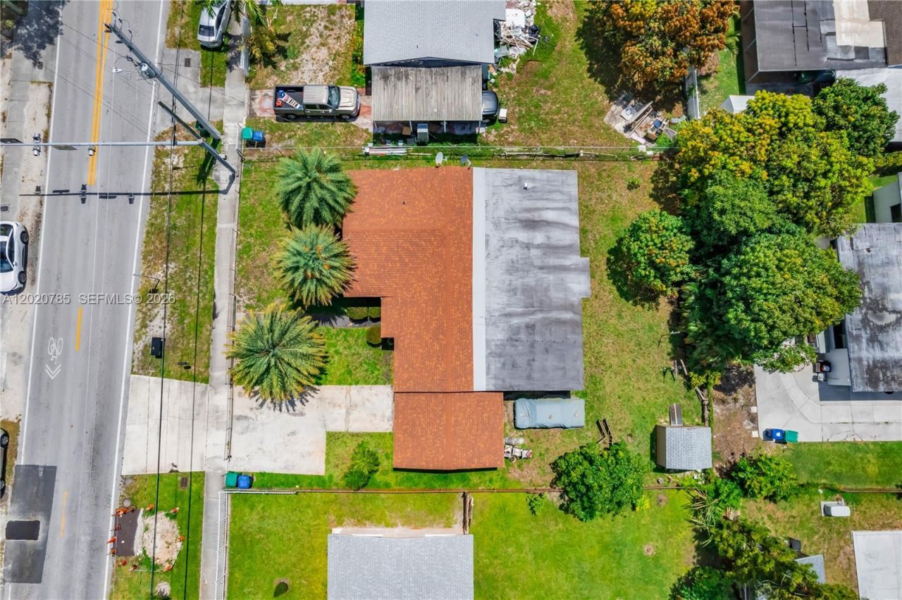 2240 NW 175th St , Miami Gardens, FL 33056 Photo
