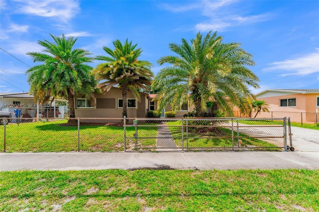 2240 NW 175th St , Miami Gardens, FL 33056 Photo