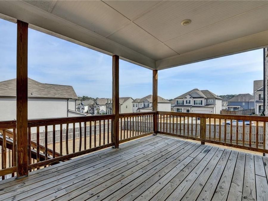 Property Image 100