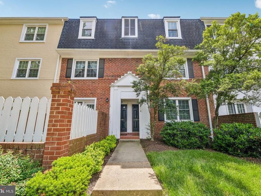 4618 B 28th Road S , Unit B, Arlington, VA 22206 Main Photo