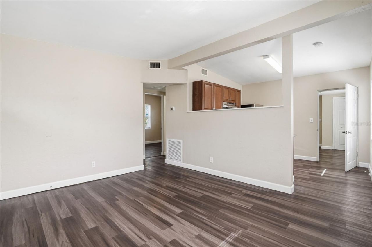 4826 S 8th Avenue S, Saint Petersburg, FL 33711 Photo