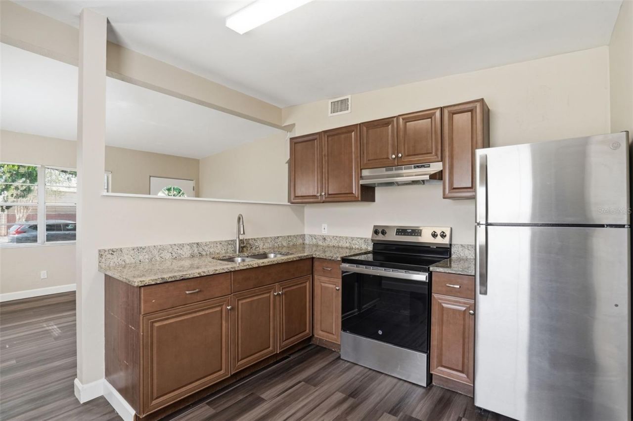 4826 S 8th Avenue S, Saint Petersburg, FL 33711 Photo