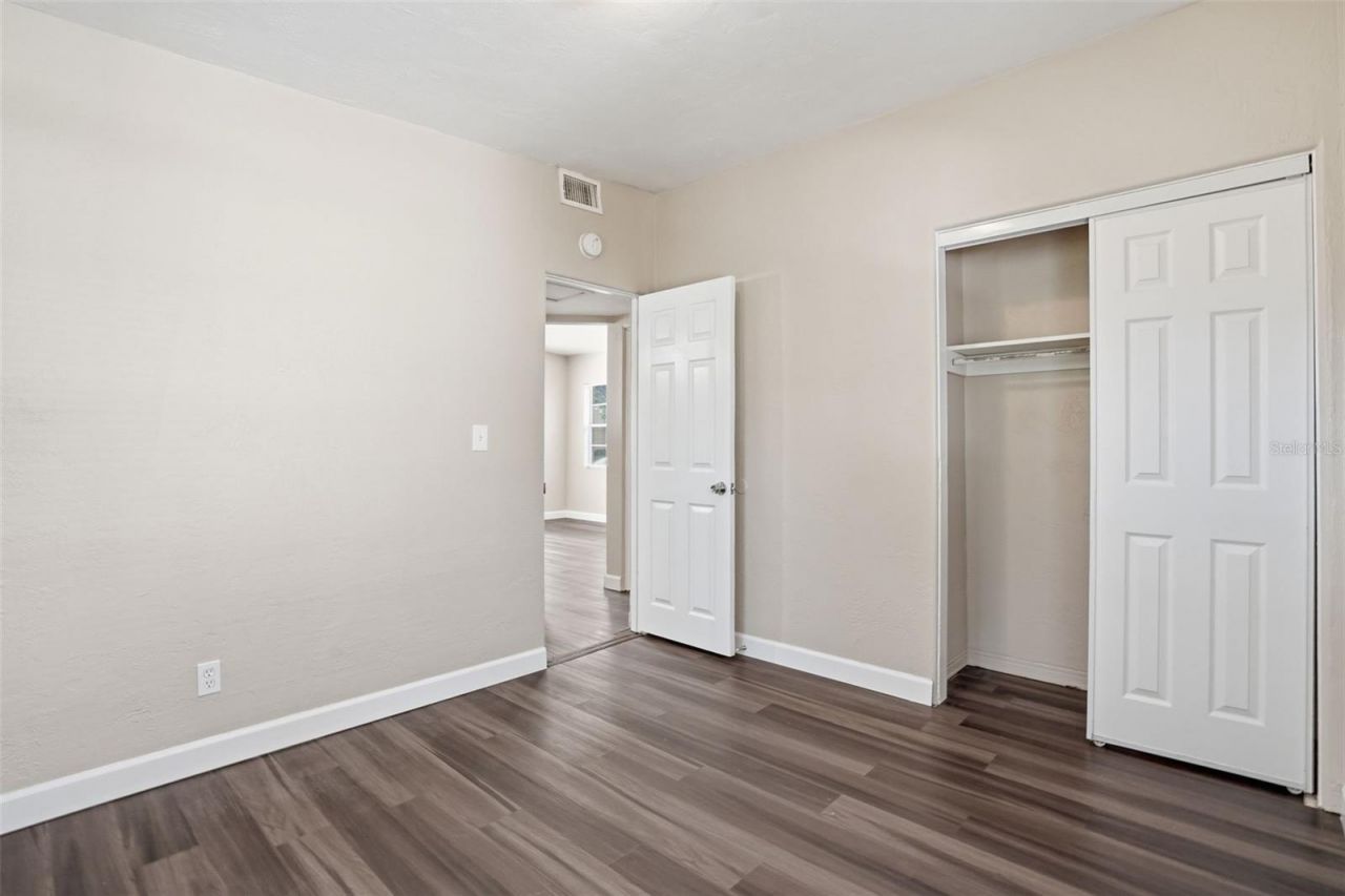 4826 S 8th Avenue S, Saint Petersburg, FL 33711 Photo