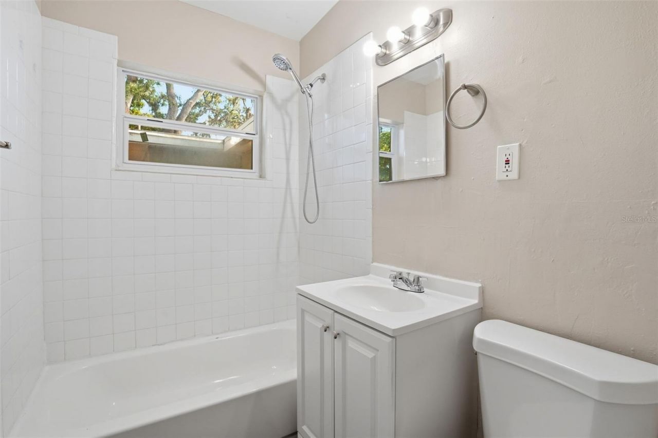 4826 S 8th Avenue S, Saint Petersburg, FL 33711 Photo