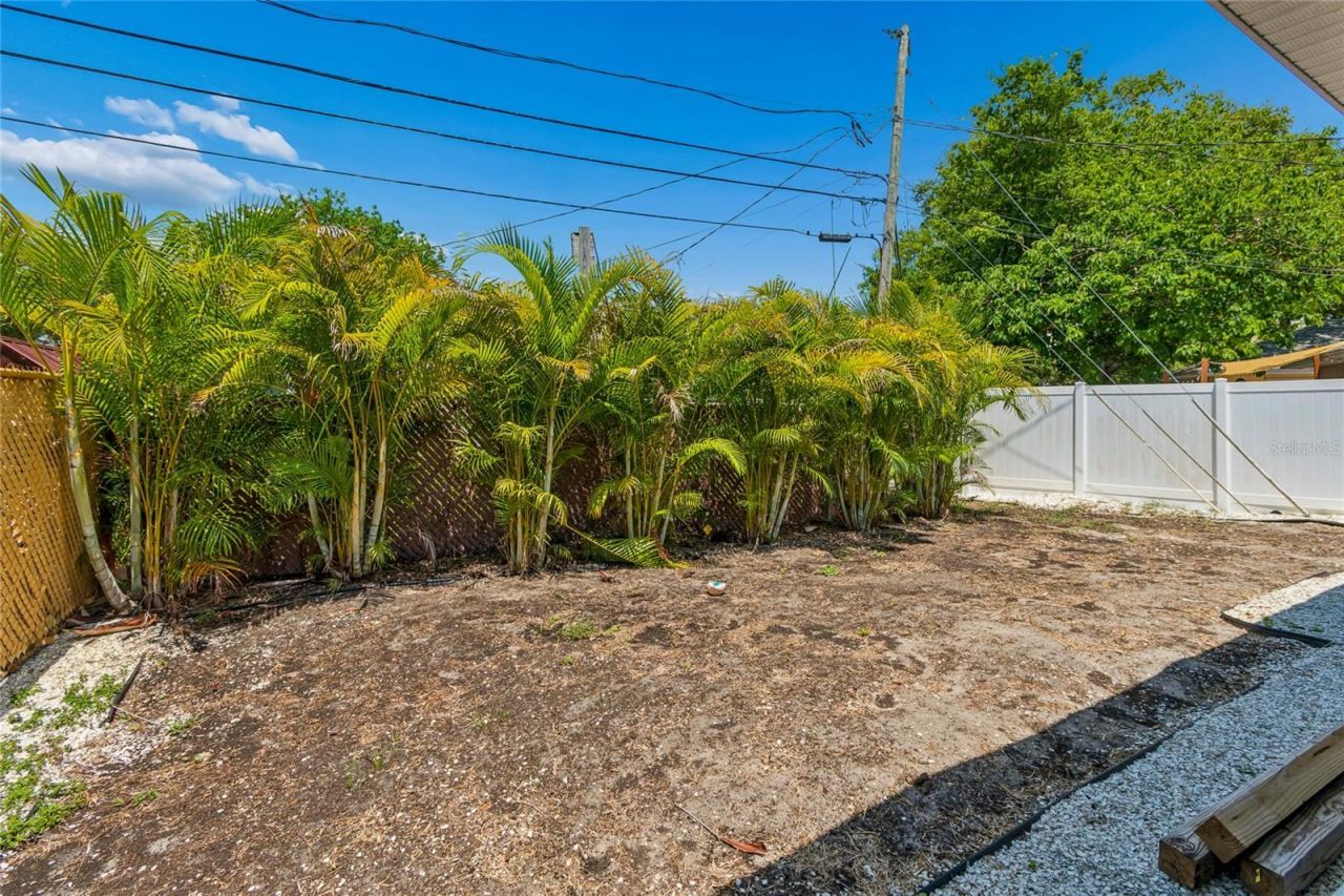 8115 33rd Avenue N, Saint Petersburg, FL 33710 Photo