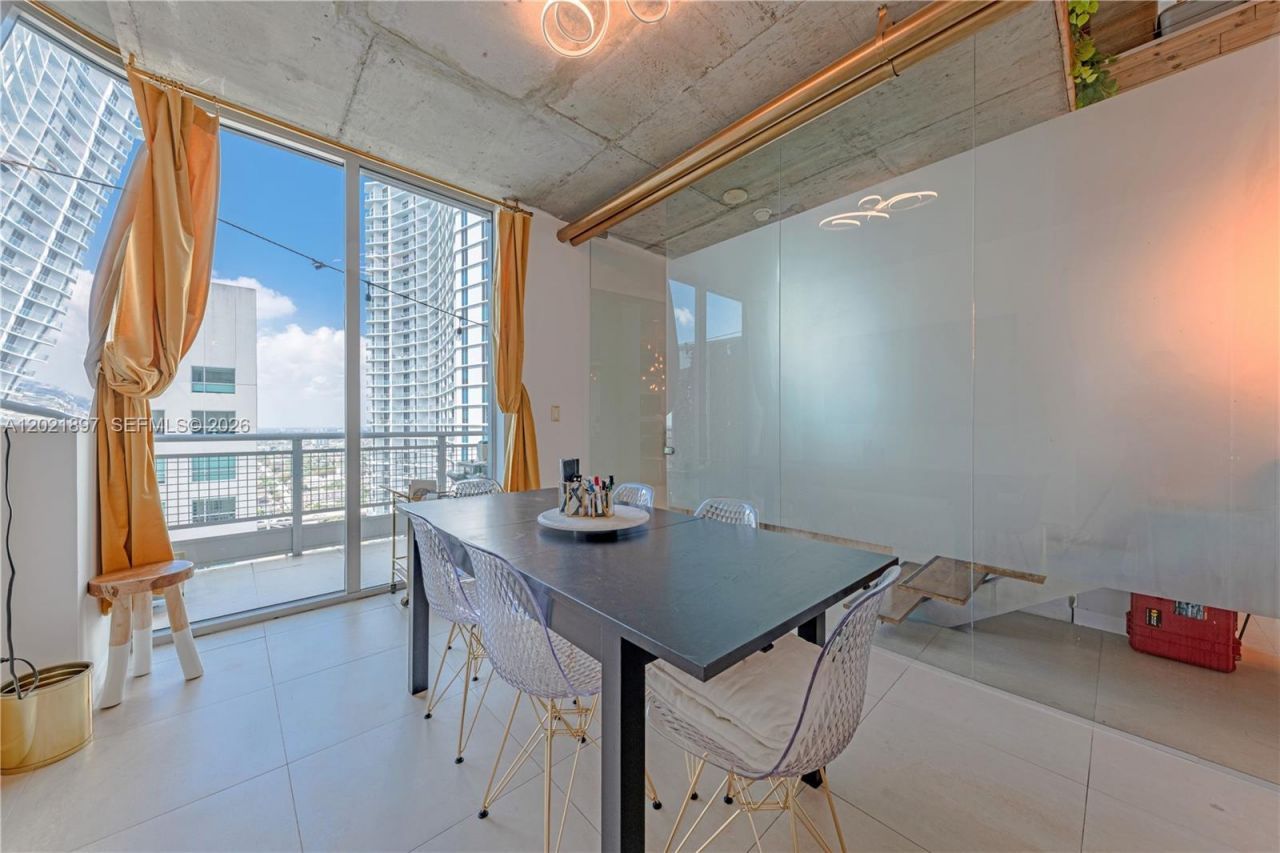 690 SW 1st Ct , Unit 2922, Miami, FL 33130 Photo