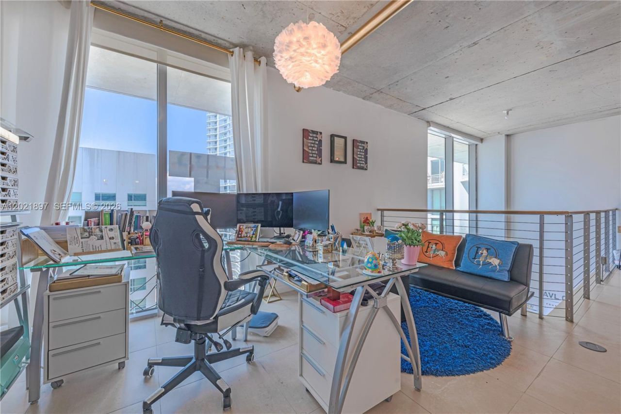 690 SW 1st Ct , Unit 2922, Miami, FL 33130 Photo