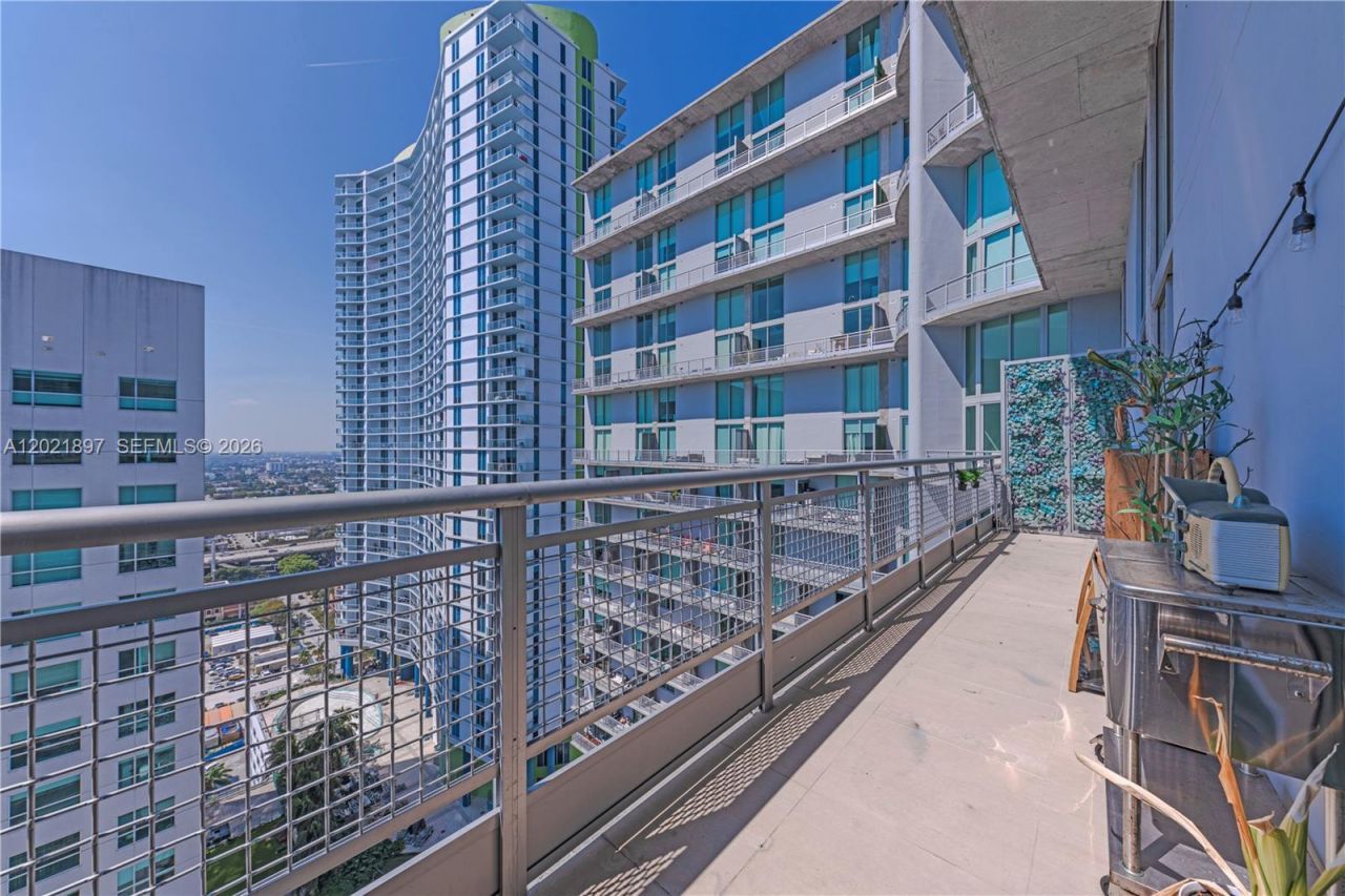 690 SW 1st Ct , Unit 2922, Miami, FL 33130 Photo