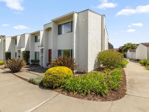 3137 Seacrest Avenue, Unit 5, Marina, CA 93933