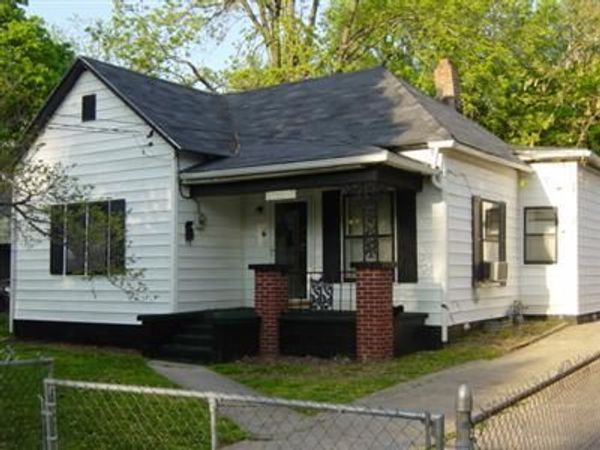 2238 N Travis Avenue , Springfield, MO 65803