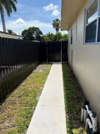 19521 NW 1st Ct , Miami Gardens, FL 33169 Photo