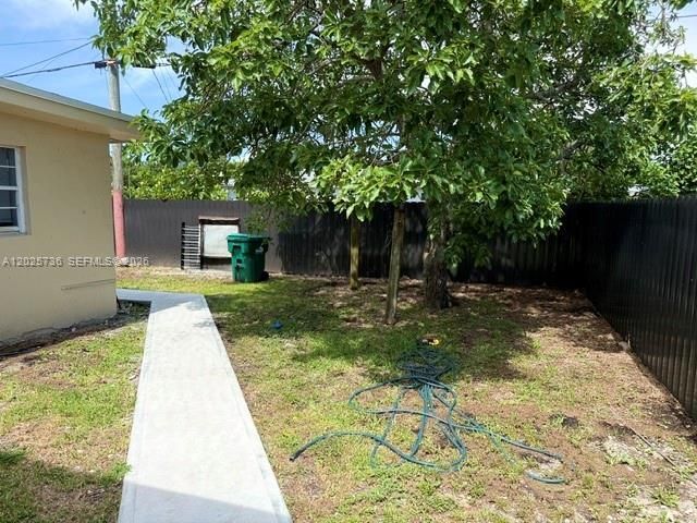 19521 NW 1st Ct , Miami Gardens, FL 33169 Photo
