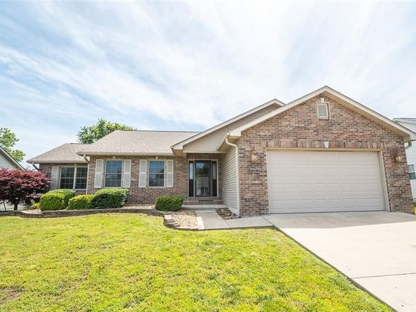 1232 Britt Lane , Rolla, MO 65401