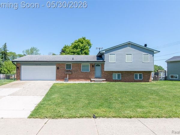 32704 Ann Arbor Trail, Westland, MI 48185