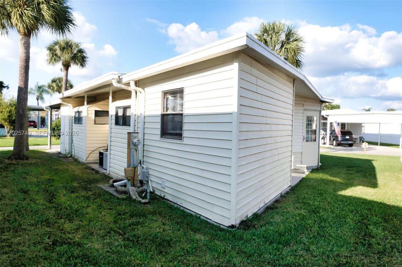 5302 SE 64th Terr , Okeechobee, FL 34974 Photo