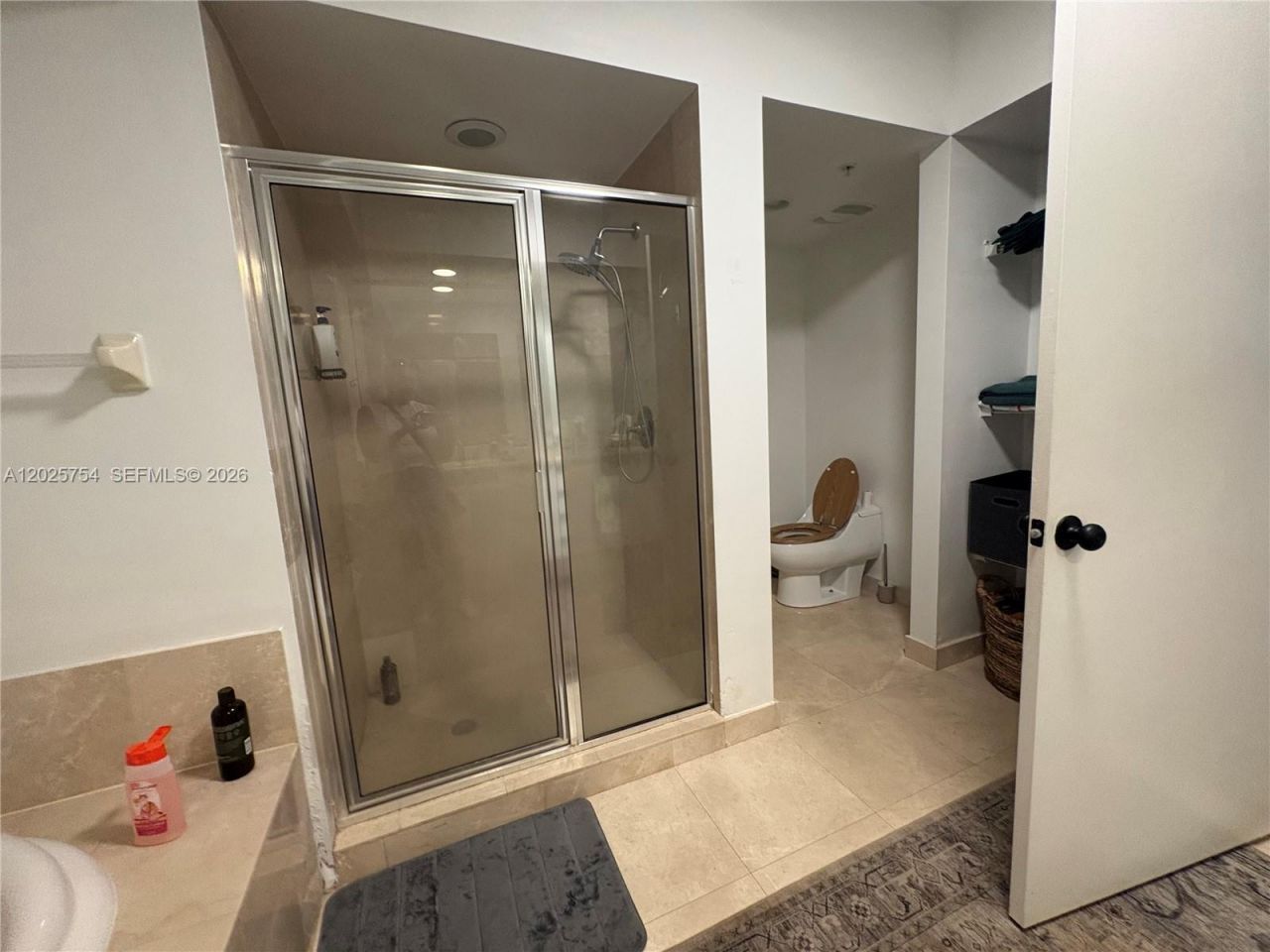 14951 Royal Oaks Ln, Unit 506, North Miami, FL 33181 Photo