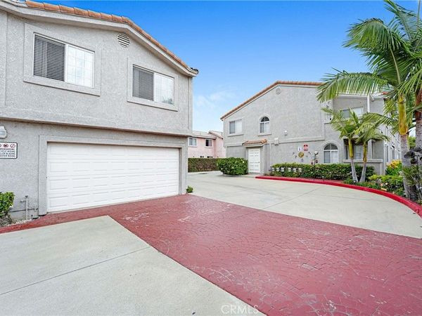 6551 Motz, Paramount, CA 90723
