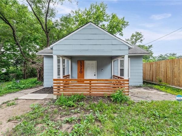 3320 Spruce Avenue, Kansas City, MO 64128