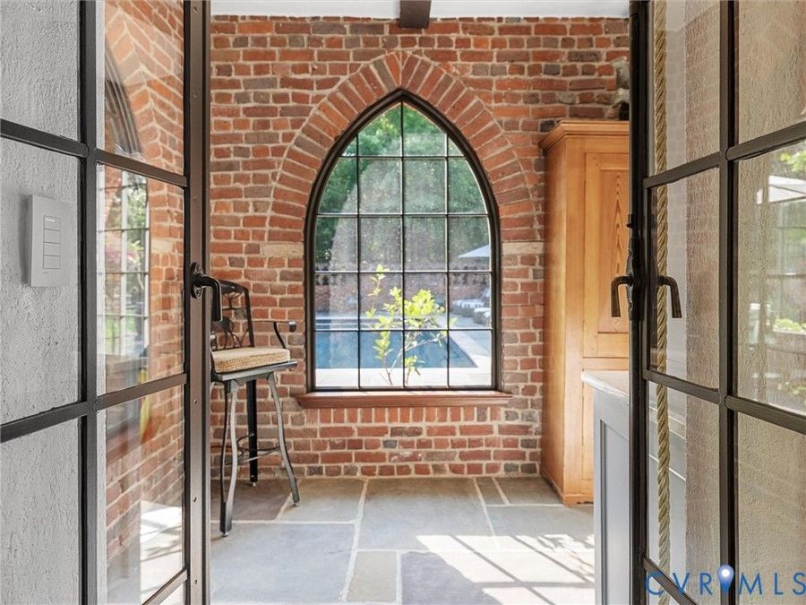 Property Image 37