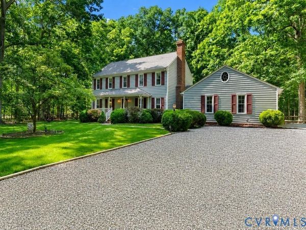 3100 Three Bridge Road , Powhatan, VA 23139