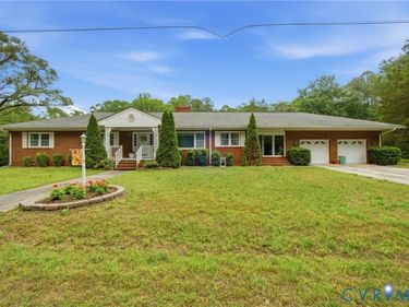 285 Michaels Lane, West Point, VA 23110