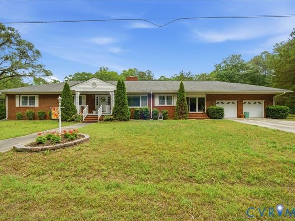 285 Michaels Lane, West Point, VA 23110