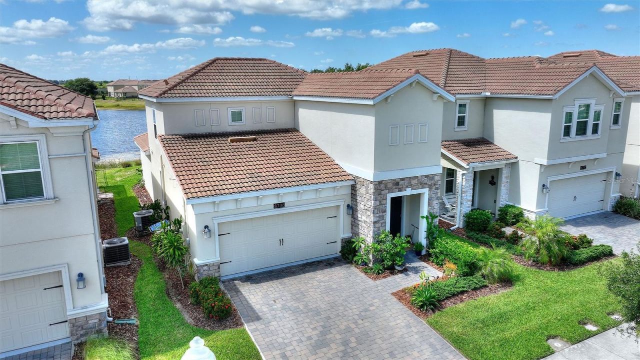 8736 Pacific Dunes Dr , Davenport, FL 33896 Photo