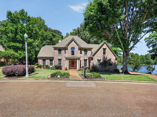 8770 BECCA PT, Cordova, TN 38016