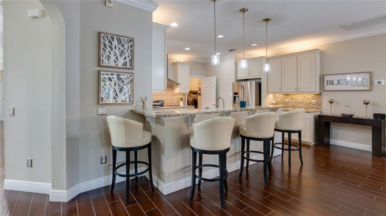 105 Mobbly Bay Drive, Oldsmar, FL 34677 Photo
