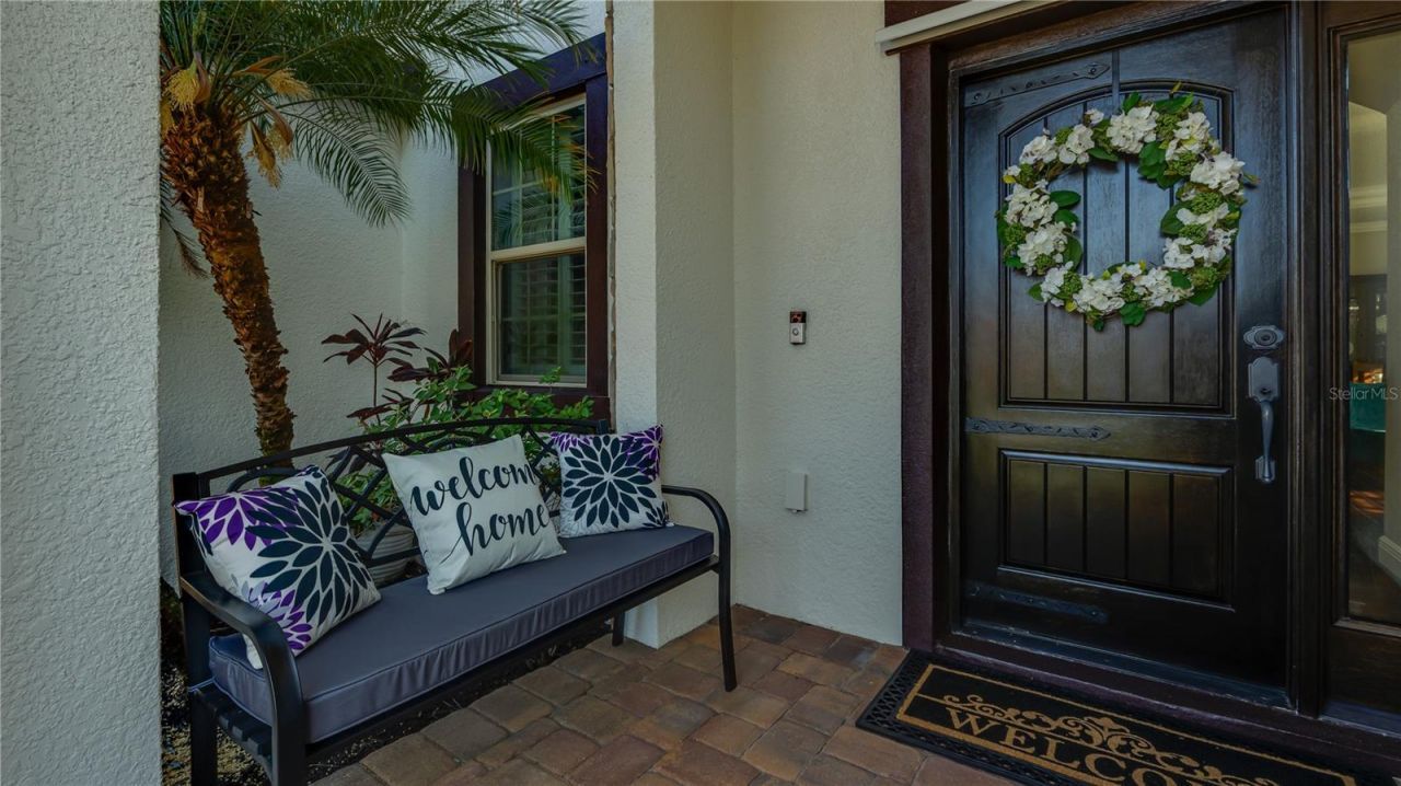 105 Mobbly Bay Drive, Oldsmar, FL 34677 Photo