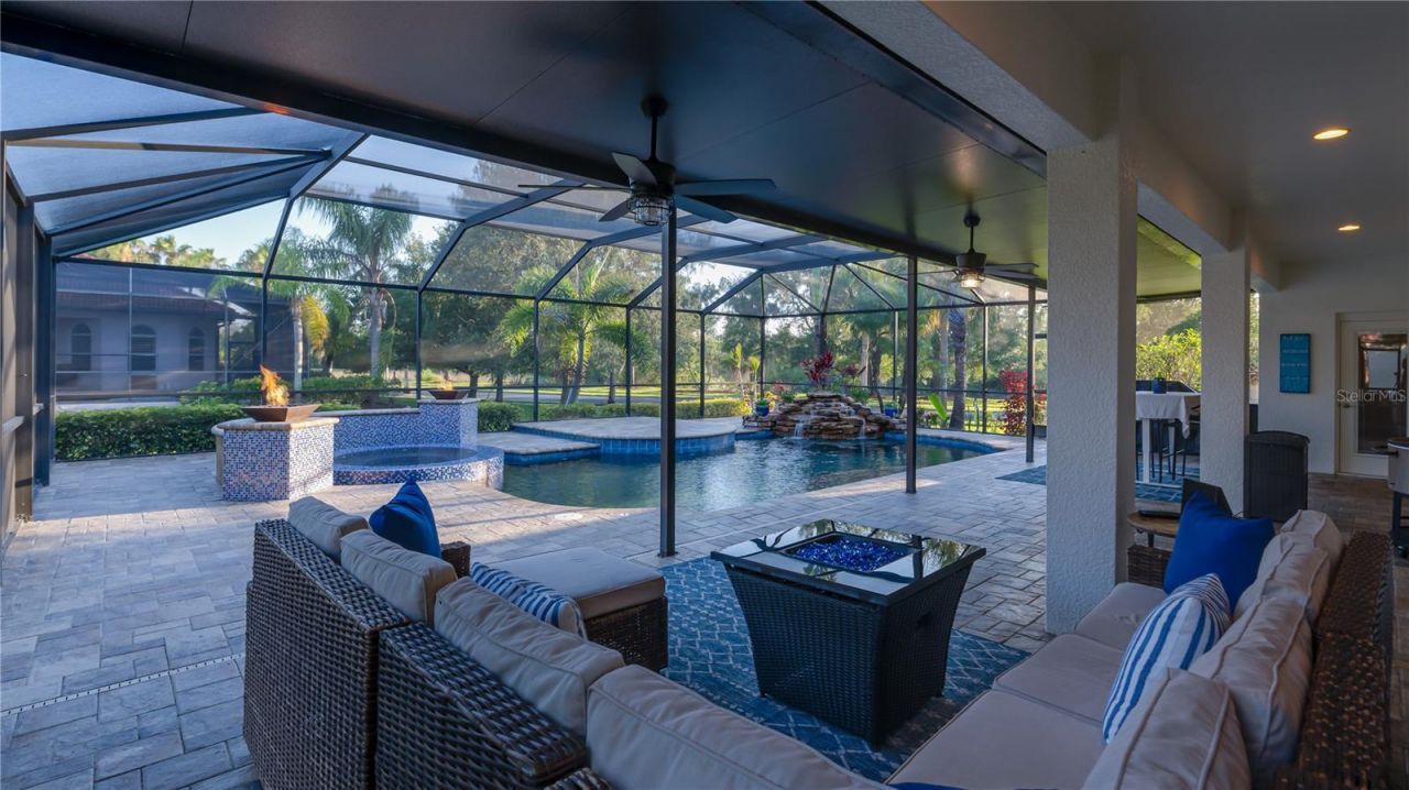 105 Mobbly Bay Drive, Oldsmar, FL 34677 Photo