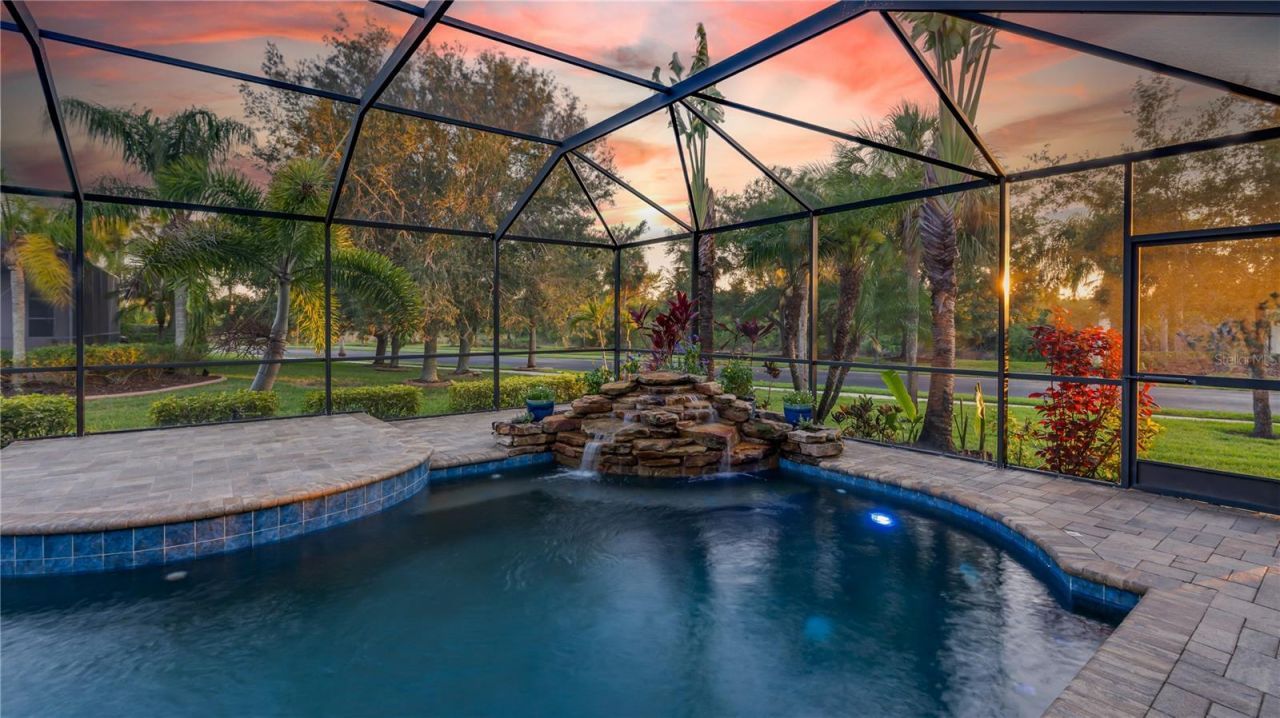 105 Mobbly Bay Drive, Oldsmar, FL 34677 Photo