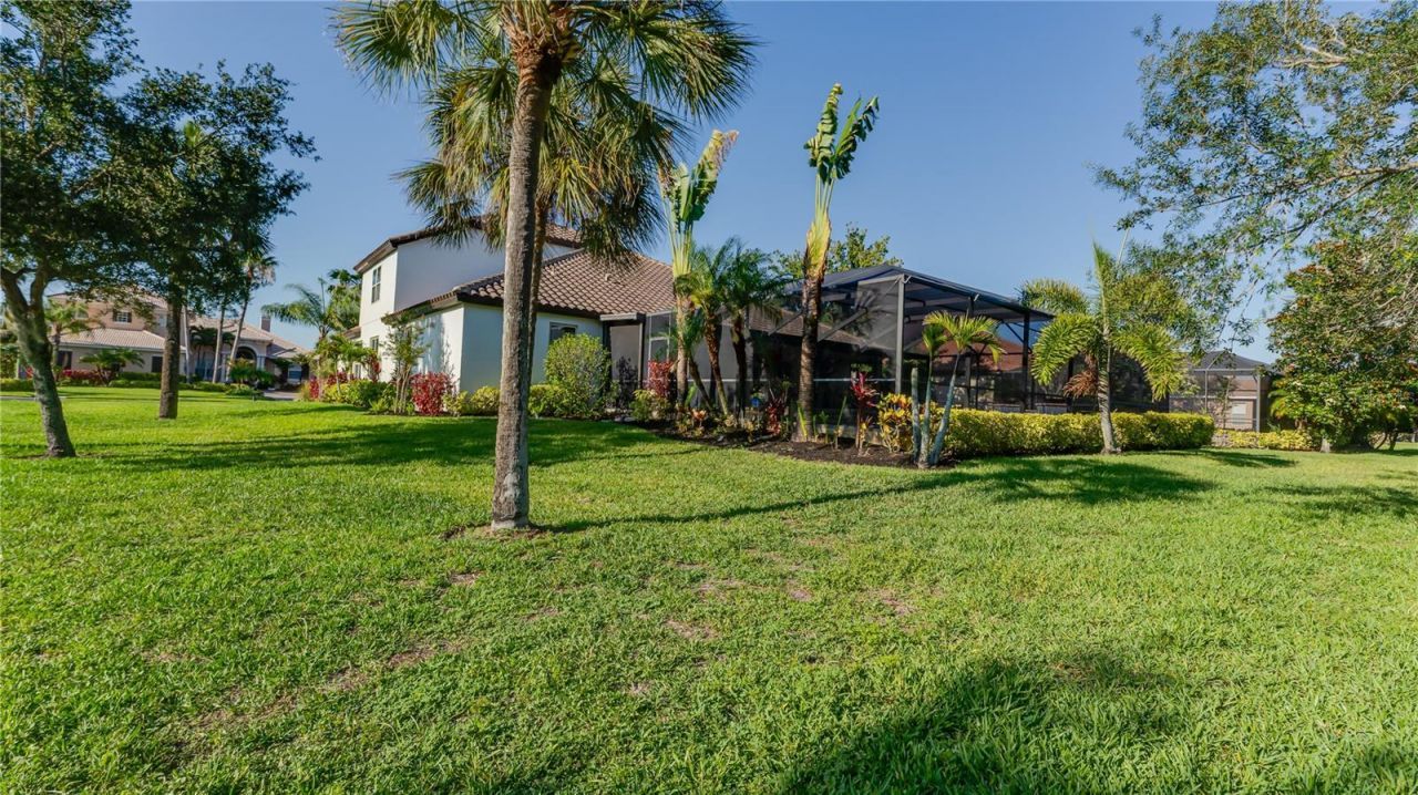 105 Mobbly Bay Drive, Oldsmar, FL 34677 Photo