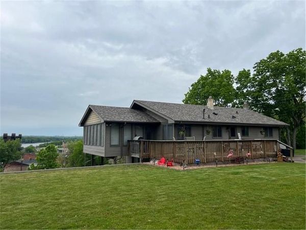 154 Dakota Street, Prescott, WI 54021
