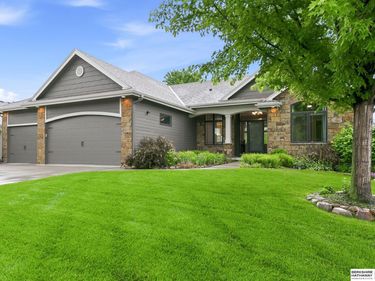 15109 Gilder Avenue , Bennington, NE 68007