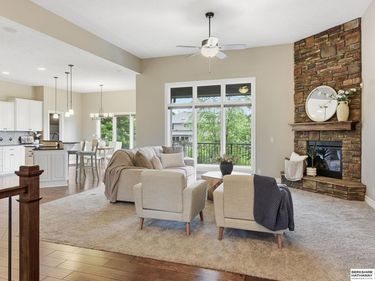 15109 Gilder Avenue , Bennington, NE 68007
