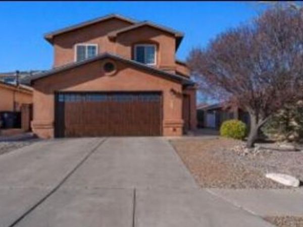 9215 Eiffel Avenue SW, Albuquerque, NM 87121