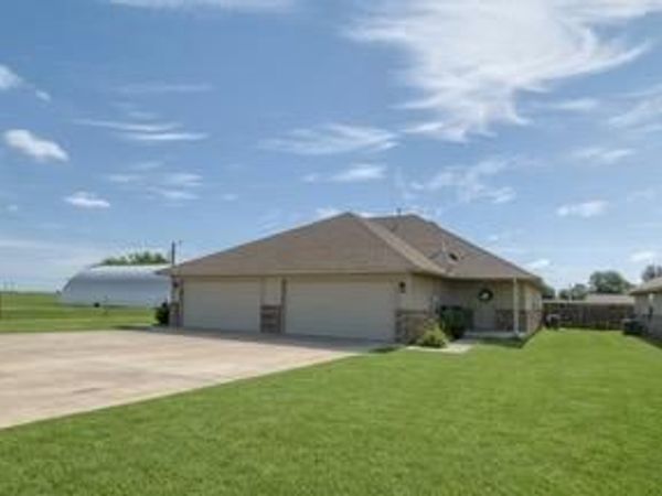 610 N 5th Street, Unit 608-610, Cashion, OK 73016