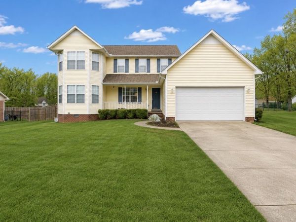62 River Chase Dr , Jackson, TN 38305