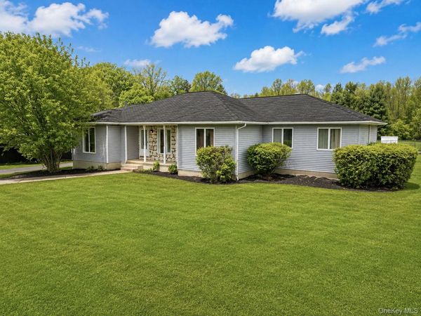 354 Petticoat Lane , Bloomingburg, NY 12721