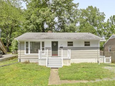 2552 WOODLAND DR, Charlottesville, VA 22903