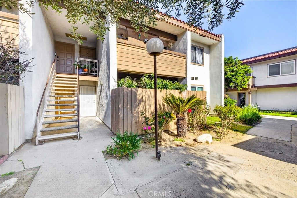 2521 W Sunflower, Unit H6, Santa Ana, CA 92704 Main Photo