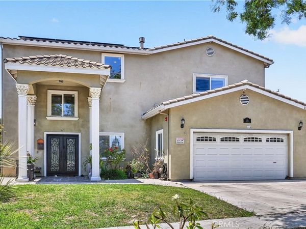 1241 N Studebaker, Long Beach, CA 90815